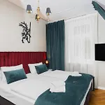 Perla Sudetow By 3* كارباش