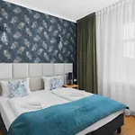 Perla Sudetow By 3*