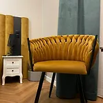 Perla Sudetow By 3* كارباش
